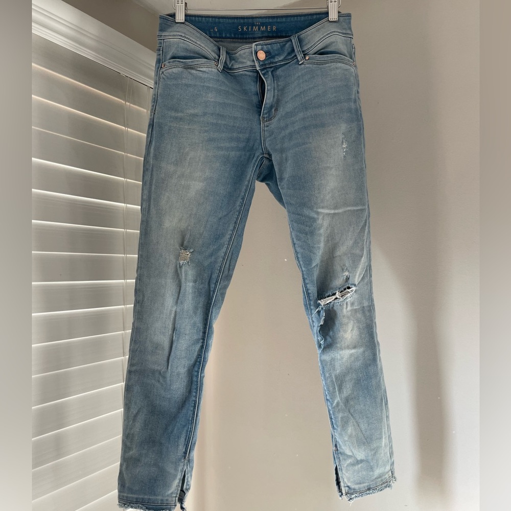 White House Black Market Skimmer Jeans